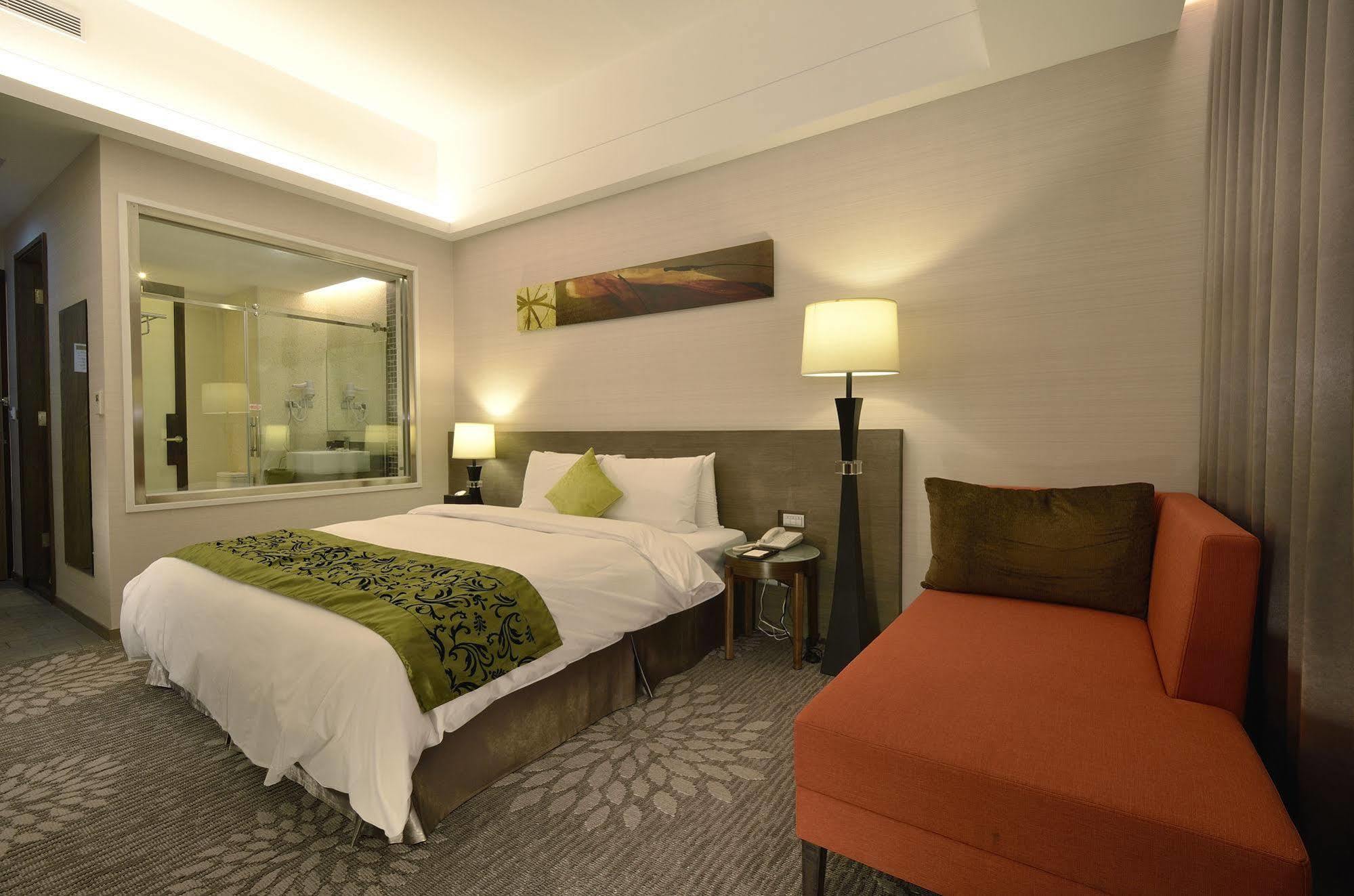 Hoya Hotel T'ai-tung Dış mekan fotoğraf
